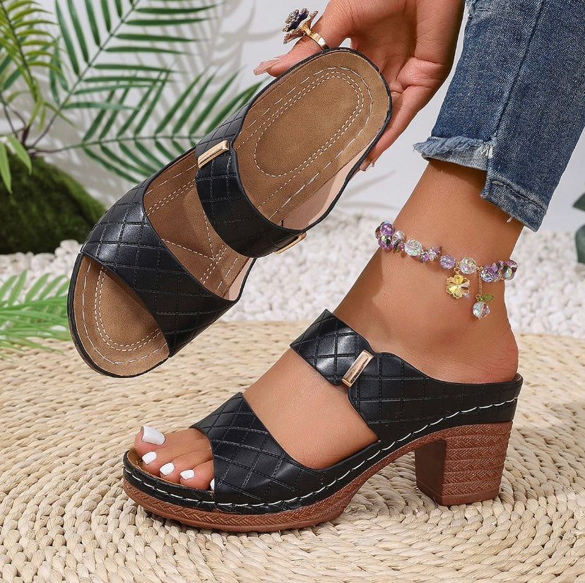 Tamanco Belle - 40% mais leve, menos peso, zero cansaço e mais estilo!